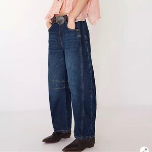 We The Free Good Luck Mid-Rise Barrel Jeans sz 28